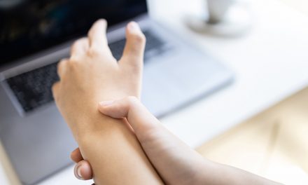 Sehnenscheidenentzündung – Wenn der Schmerz greifbar wird