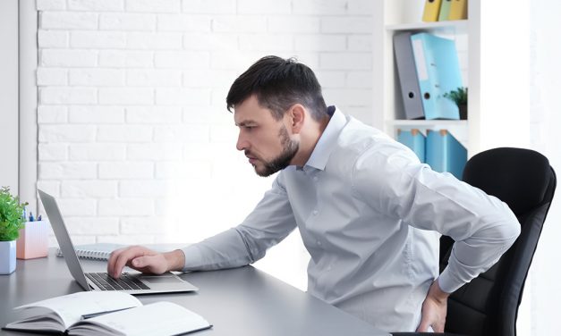 Sitz gerade: Rückenschule im Alltag
