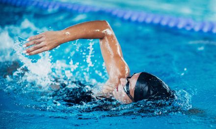 Der beste Sport zur Schonung der Gelenke: Schwimmen