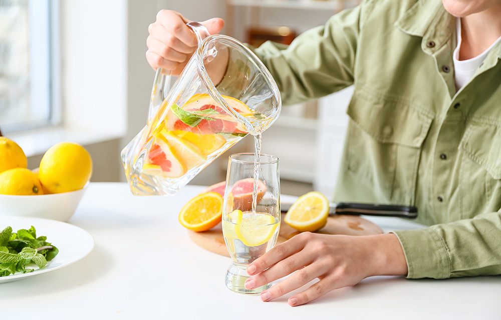 Infused Water – Vitamine und Mikronährstoffe erfrischend einfach genieße
