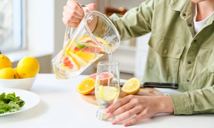 Infused Water – Vitamine und Mikronährstoffe erfrischend einfach genieße