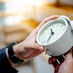 Bleiben Sie im Rhythmus – so gelingt die Zeitumstellung